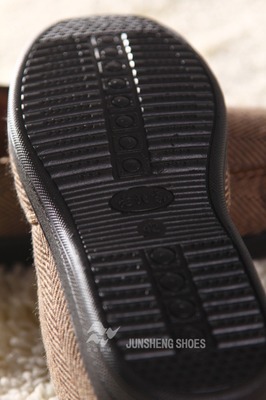 俊盛男鞋 专业打造老北京布鞋与男士条纹保暖棉鞋，厂家直销品质之选